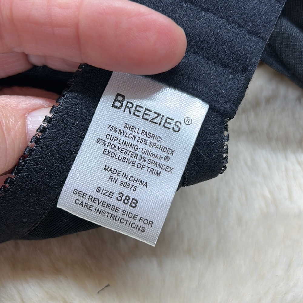 NWT Breezies UltimAir bra black underwire - Picture 5 of 6